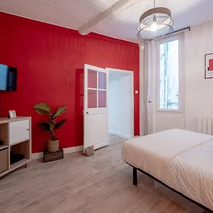 Appartement **appartement Proche Gare Et Marche De Toulon**, Toulon